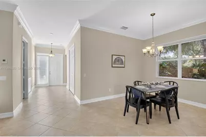 6833 Watertown Dr, Boynton Beach, FL 33437 - Photo 7