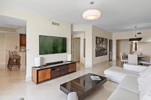 17875 Collins Ave, Sunny Isles Beach, FL 33160 - Photo 3