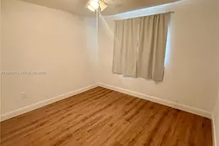 11201 NE 3rd Ave, Miami, FL 33161 - Photo 17