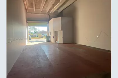 238 NW 9th Ave #2, Homestead, FL 33030 - Photo 5