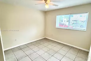 7626 NE 6th Ct, Miami, FL 33138 - Photo 5