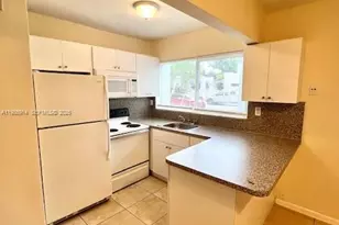 7626 NE 6th Ct, Miami, FL 33138 - Photo 3