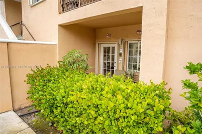 17425 NW 75th Pl #101, Hialeah, FL 33015 - Photo 37