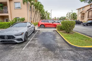 17425 NW 75th Pl, Hialeah, FL 33015 - Photo 5