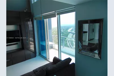 60 SW 13th St #2619, Miami, FL 33130 - Photo 3