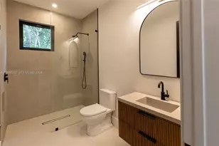 555 Catalonia Ave, Coral Gables, FL 33134 - Photo 19