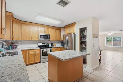 1421 SW 97th Ave, Pembroke Pines, FL 33025 - Photo 45