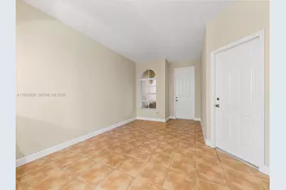 2463 SE 15th Ct, Homestead, FL 33035 - Photo 5