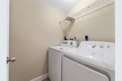 2463 SE 15th Ct, Homestead, FL 33035 - Photo 9