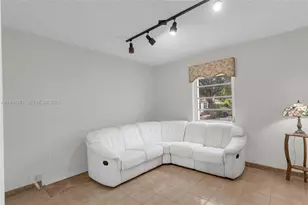 1081 SW 63rd Ave, West Miami, FL 33144 - Photo 19