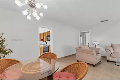 1081 SW 63rd Ave, West Miami, FL 33144 - Photo 7