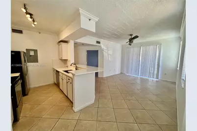 1000 Scotia Dr #101, Hypoluxo, FL 33462 - Photo 5