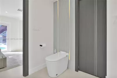 8220 SW 133rd St, Pinecrest, FL 33156 - Photo 19