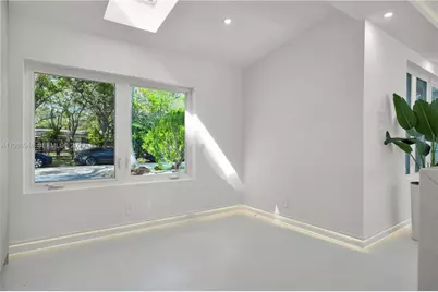 8220 SW 133rd St, Pinecrest, FL 33156 - Photo 13