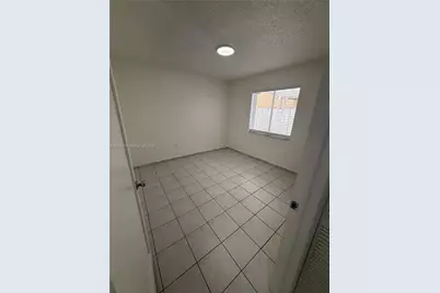 3262 W 70th St #101, Hialeah, FL 33018 - Photo 15