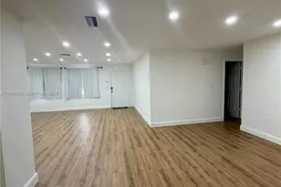 11201 NE 3rd Ave, Miami, FL 33161 - Photo 13