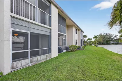 5520 Lakeside Dr #105, Margate, FL 33063 - Photo 31