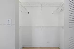 5520 Lakeside Dr, Margate, FL 33063 - Photo 27