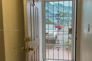 1481 NE Miami Gardens Dr, Miami, FL 33179 - Photo 5