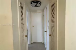 1481 NE Miami Gardens Dr, Miami, FL 33179 - Photo 9