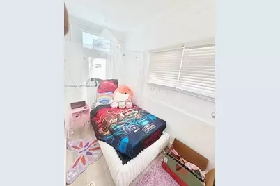 7435 Harding Ave #207, Miami Beach, FL 33141 - Photo 11