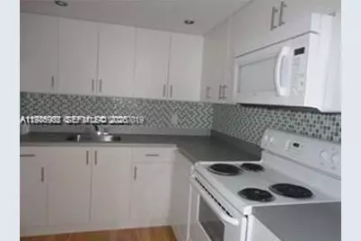 2025 NE 164th St #302, North Miami Beach, FL 33162 - Photo 3