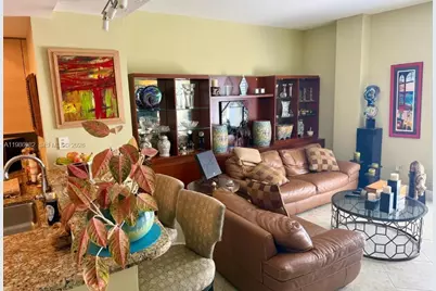 2625 NE 14th Ave #406, Wilton Manors, FL 33334 - Photo 13