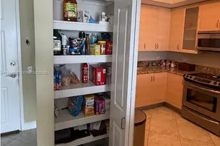 2625 NE 14th Ave, Wilton Manors, FL 33334 - Photo 9