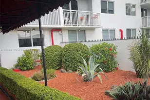 1251 NE 108th St, Miami, FL 33161 - Photo 19