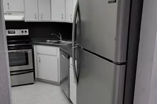 1251 NE 108th St, Miami, FL 33161 - Photo 25