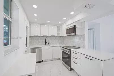 3020 Marcos Dr #S106, Aventura, FL 33160 - Photo 9