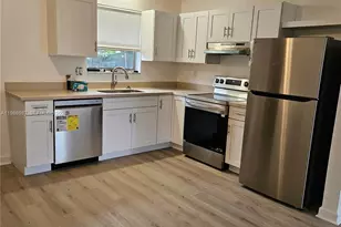 27 SW 8th Ct, Hallandale Beach, FL 33009 - Photo 1