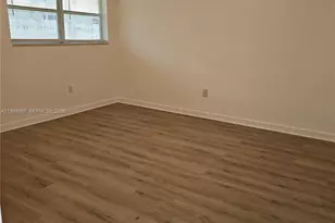 27 SW 8th Ct, Hallandale Beach, FL 33009 - Photo 5