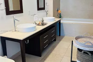 495 Brickell Ave, Miami, FL 33131 - Photo 9