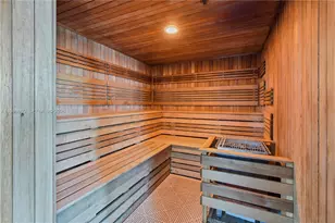 1800 N Bayshore Dr, Miami, FL 33132 - Photo 41