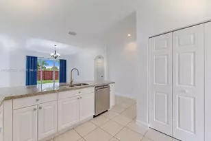 2014 NE 38th Rd, Homestead, FL 33033 - Photo 11