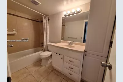 6700 Cypress Rd #409, Plantation, FL 33317 - Photo 13