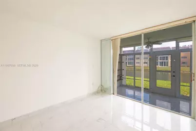 8951 Sunrise Lakes Blvd #105, Sunrise, FL 33322 - Photo 9