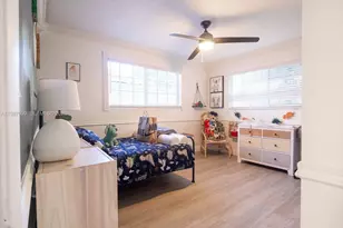 8740 NW 11th St, Pembroke Pines, FL 33024 - Photo 17