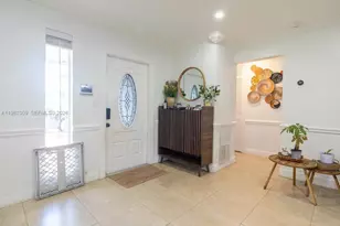 8740 NW 11th St, Pembroke Pines, FL 33024 - Photo 5