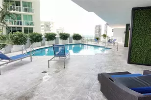 170 SE 14th St, Miami, FL 33131 - Photo 33