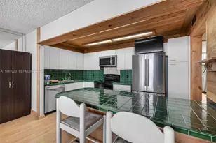 3350 NE 192 St, Aventura, FL 33180 - Photo 13