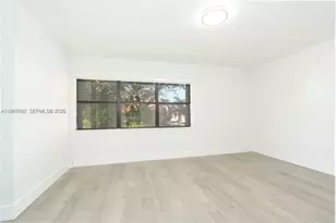 6080 W 26th Ct, Hialeah, FL 33016 - Photo 9