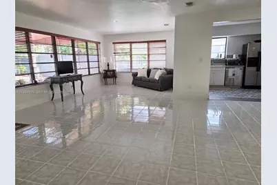 12890 NE Miami Ct, North Miami, FL 33161 - Photo 5