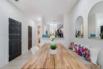 8916 SW 19th St, Miramar, FL 33025 - Photo 5