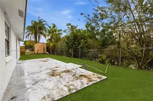 8500 SW 20th St, North Lauderdale, FL 33068 - Photo 29