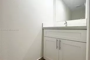 8500 SW 109th Ave, Miami, FL 33173 - Photo 7