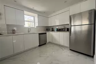 5555 Collins Ave, Miami Beach, FL 33140 - Photo 19