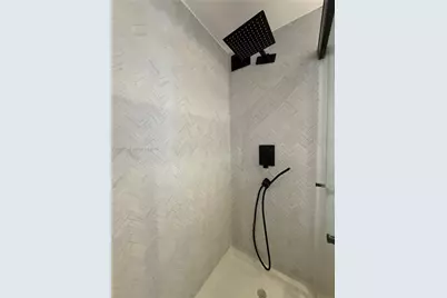 5555 Collins Ave #8R, Miami Beach, FL 33140 - Photo 27