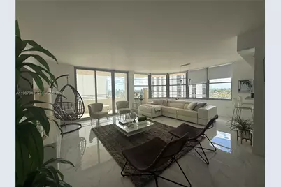 5555 Collins Ave #8R, Miami Beach, FL 33140 - Photo 3